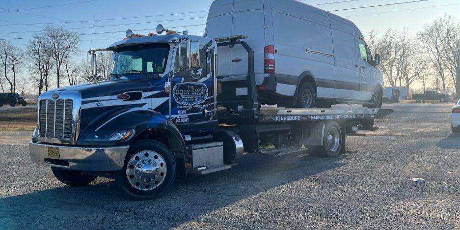 The Body Shop Towing And Recovery (2)